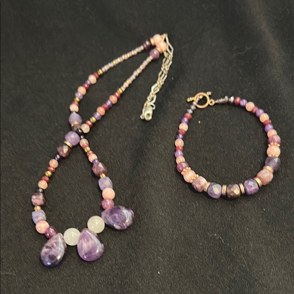 Jewelry - Amethyst, rose quartz and strawberry quartz Necklace and Bracelet Set